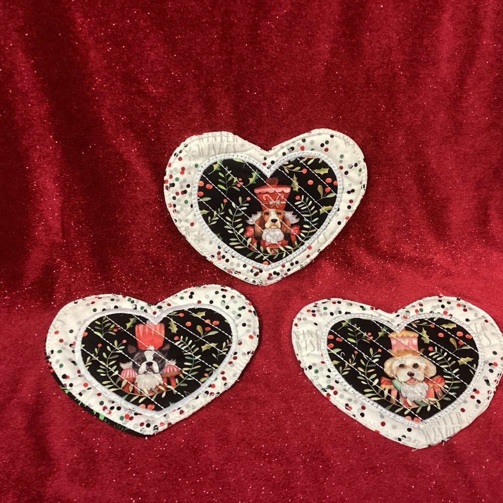 3 heart shape puppies Christmas coaster New